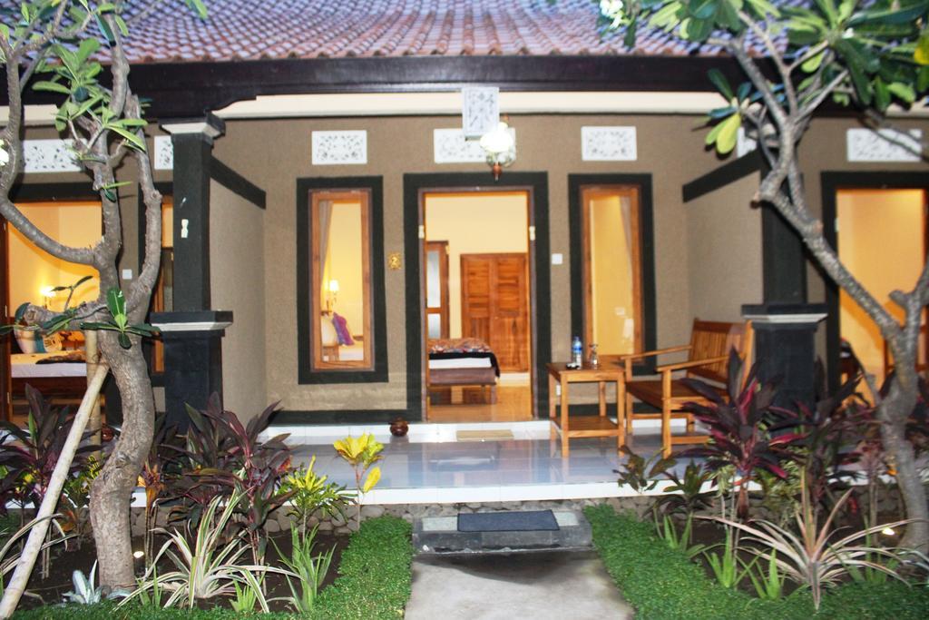 Pande Guest House Pemuteran Esterno foto