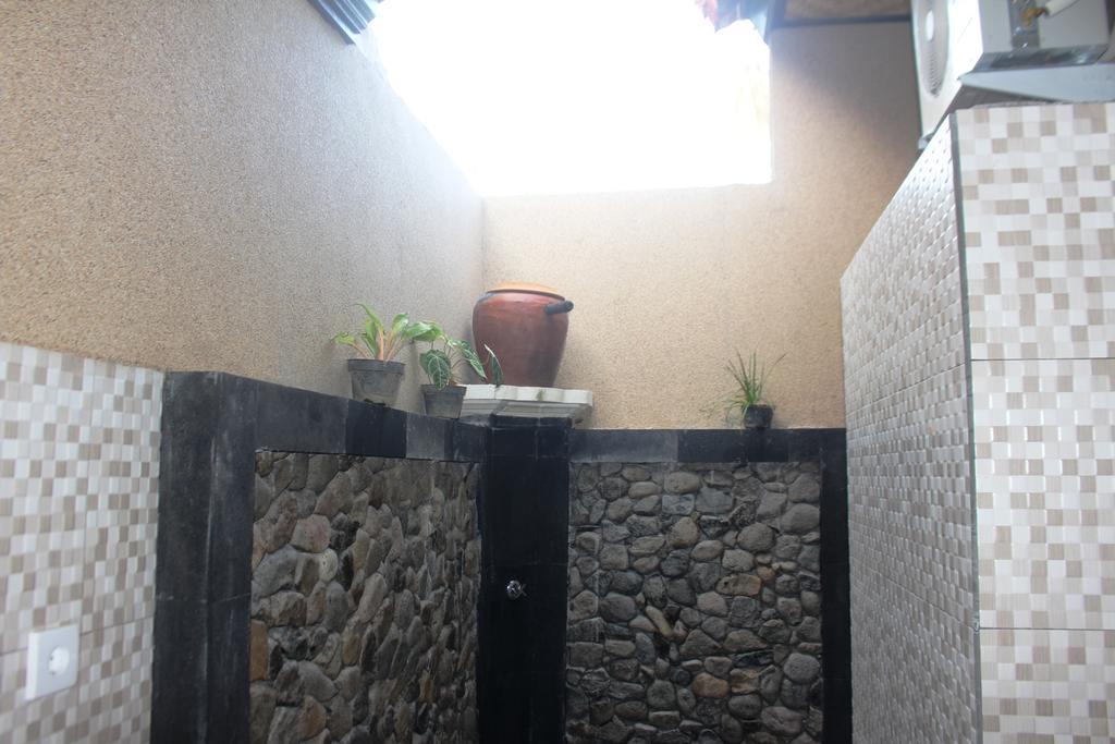 Pande Guest House Pemuteran Esterno foto