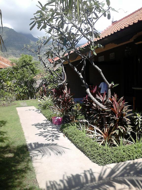Pande Guest House Pemuteran Esterno foto