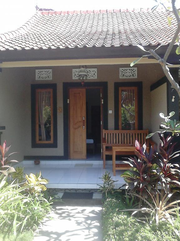 Pande Guest House Pemuteran Esterno foto